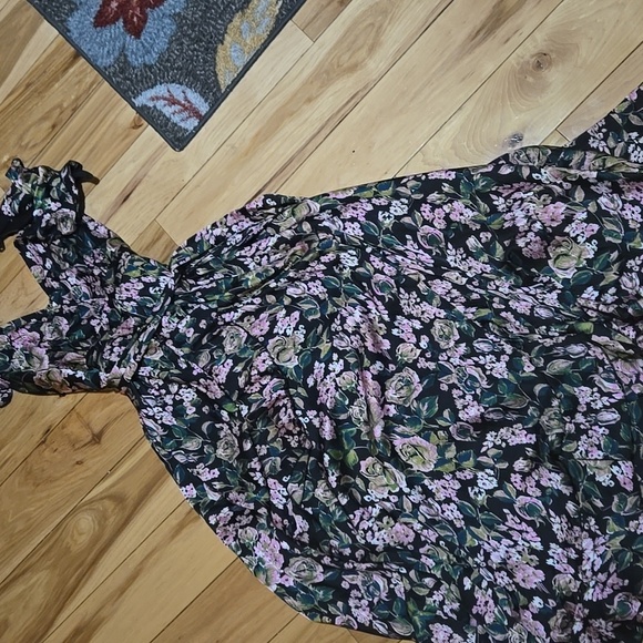 Floral V-Neck Ruffle Dress - Black and Pink - Picture 1 of 9